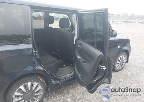 2004 Scion Xb from USA, damaged, VIN JTLKT324040158477